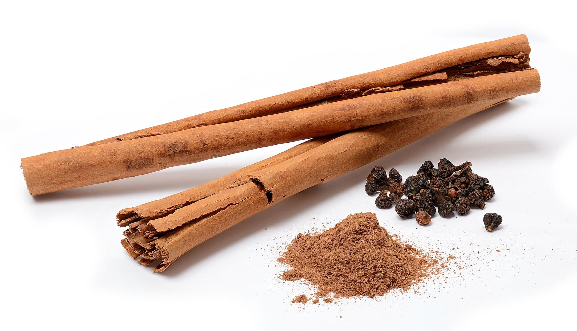True Ceylon cinnamon quills with ground cinnamon and peppercorns